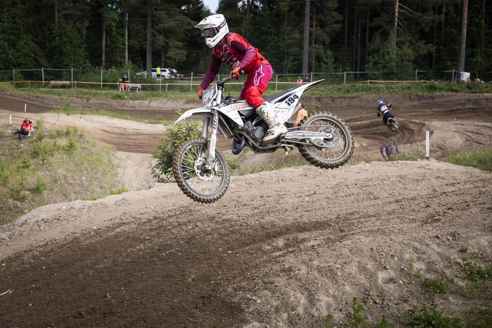 Tallenna kesän suorat lähetykset! – Odotettavissa Motocrossin SM-kilpailut, jokkista, jääkiekkoa ja jalkapalloa 1