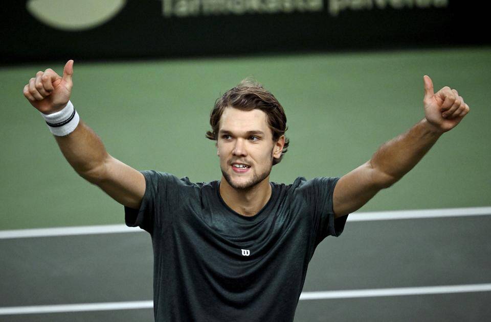 Urheilupäivän tapahtumat | Otto Virtanen kohtaa Wimbledonissa Ben Sheltonin 1
