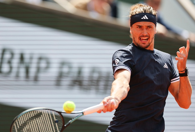 Zverev voittaa ensimmäisen Grand Slam -tittelin Ranskan avoimissa. 1