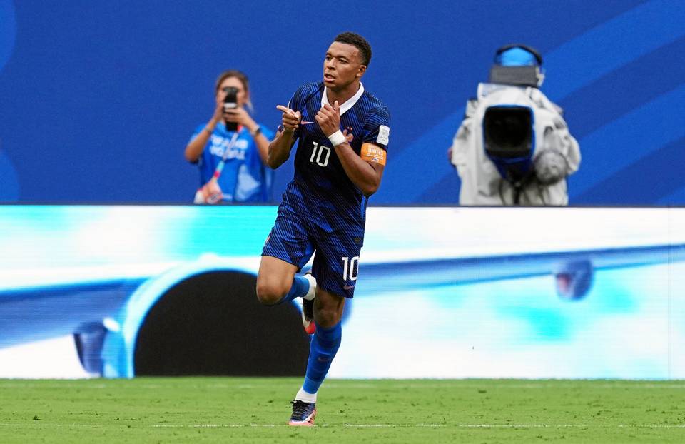 22 maalia! Kylian Mbappé teki historiaa ja syrjäytti Lionel Messin huipulta. 22 maalia! Kylian Mbappé teki historiaa ja syrjäytti Lionel Messin huipulta. 1