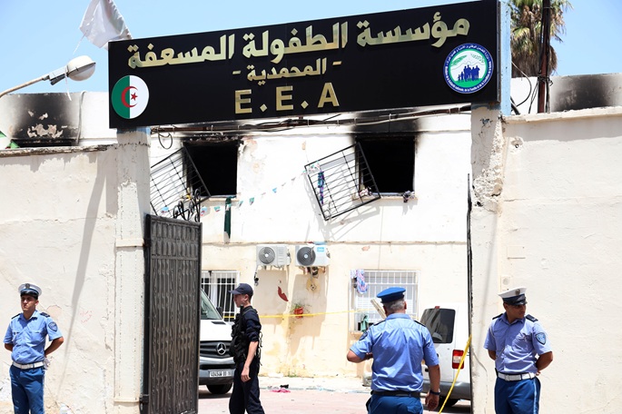Algerialaisessa lastenkodissa tapahtunut tulipalo vaatii 11 henkeä ja aiheuttaa 19 loukkaantumista. 1