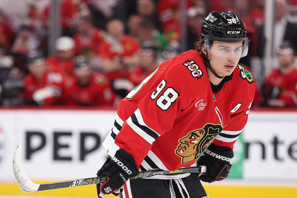 Chicagon Connor Bedardille NHL:n kolmanneksi suurin vuosipalkka Chicagon Connor Bedardille NHL:n kolmanneksi suurin vuosipalkka 1