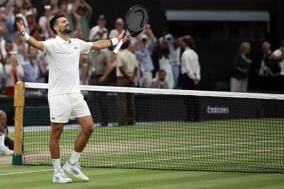 Djokovic taisteli voiton yli viiden tunnin maratonottelussa: "Tällaiset hetket motivoivat minua edelleen pelaamaan" Djokovic taisteli voiton yli viiden tunnin maratonottelussa: "Tällaiset hetket motivoivat minua edelleen pelaamaan" 1