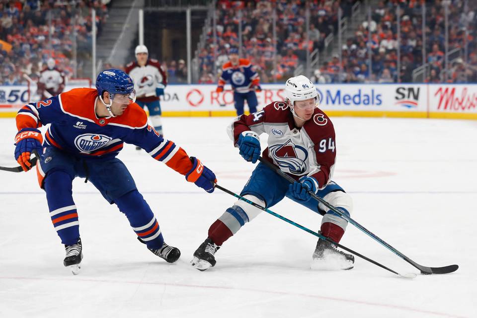 Erik Haula siirtyy kahdeksanteen NHL-joukkueeseensa, Joel Kiviranta palaa Dallasin suomalaispelaajien joukkoon. 1