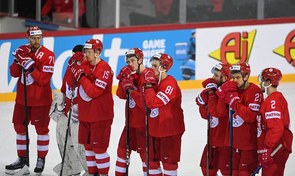 IIHF: Venäjä ei pääse osallistumaan jääkiekon MM-kilpailuihin ensi vuonna. IIHF: Venäjä ei pääse osallistumaan jääkiekon MM-kilpailuihin ensi vuonna. 1