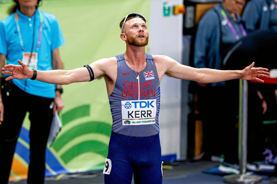 Josh Kerr teki historiaa: mursi 27 vuotta vanhan maailmanennätyksen Josh Kerr teki historiaa: mursi 27 vuotta vanhan maailmanennätyksen 1