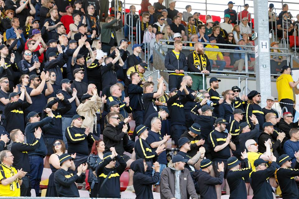 KuPS hankkimassa 18-vuotiasta laitalinkkiä Gambiasta KuPS hankkimassa 18-vuotiasta laitalinkkiä Gambiasta 1