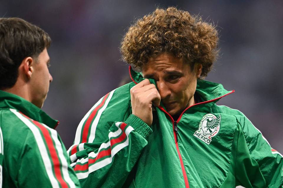 Meksikon maalivahtilegenda Guillermo Ochoa lopettaa uransa. Meksikon maalivahtilegenda Guillermo Ochoa lopettaa uransa. 1