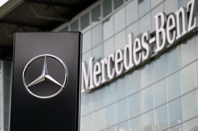 Mercedes-Benz kohtaa myyntikieltoa Yhdysvalloissa 1