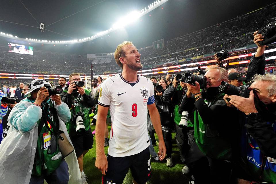 "Ääneni on kadonnut" – Harry Kane ei pystynyt puhumaan voitonjuhlien jälkeen, katso video. "Ääneni on kadonnut" – Harry Kane ei pystynyt puhumaan voitonjuhlien jälkeen, katso video. 1