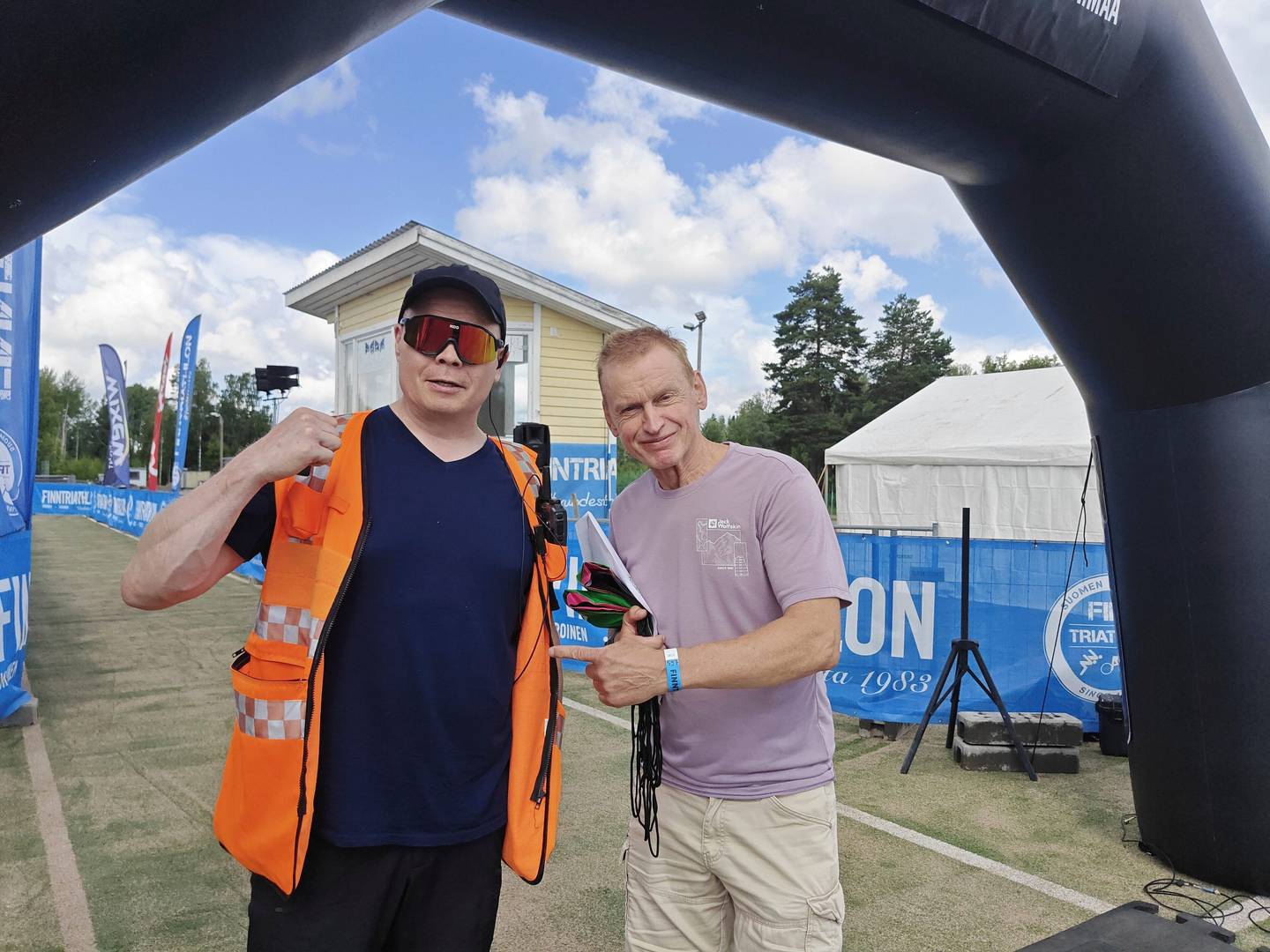 Näyttelijä Andrei Tsumak osallistuu ensimmäistä kertaa "Joroisten hengen" triathloniin – lähes 900 kilpailijaa kilpailee viikonloppuna. Näyttelijä Andrei Tsumak osallistuu ensimmäistä kertaa "Joroisten hengen" triathloniin – lähes 900 kilpailijaa kilpailee viikonloppuna. 1