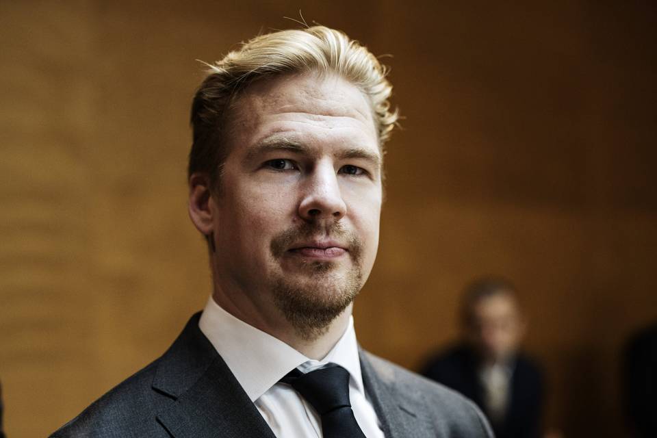 Pelaajayhdistys nimitti lyhytaikaiseen tehtävään yli tuhannen liigaottelun kokeneen veteraanin. 1