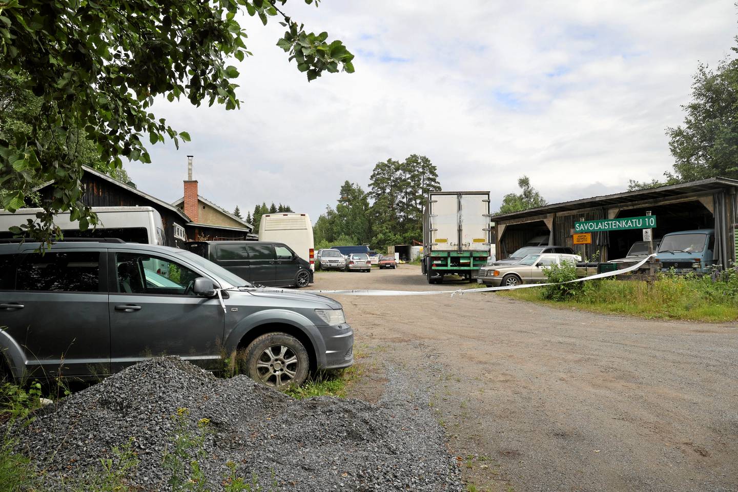 Poliisi selvittää Peitsarissa lauantaina tapahtuneita asioita tapon yrityksenä. Poliisi selvittää Peitsarissa lauantaina tapahtuneita asioita tapon yrityksenä. 1