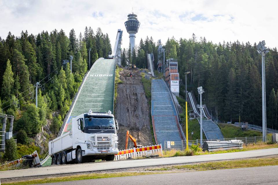 Puijolta saapui uutinen, jota Ilkka Herola ei toivonut kuulevansa: "Merkittävä haitta erityisesti nuorille urheilijoille" Puijolta saapui uutinen, jota Ilkka Herola ei toivonut kuulevansa: "Merkittävä haitta erityisesti nuorille urheilijoille" 2