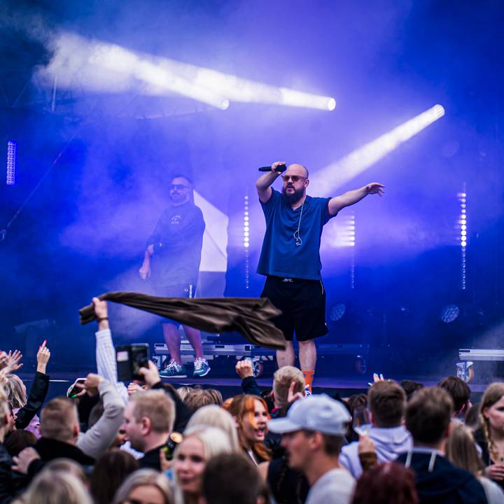 Pyhimys perui yksityiskeikkansa – Teflon Brothersin esitykset Himos Areenalla toteutuvat. Pyhimys perui yksityiskeikkansa – Teflon Brothersin esitykset Himos Areenalla toteutuvat. 2