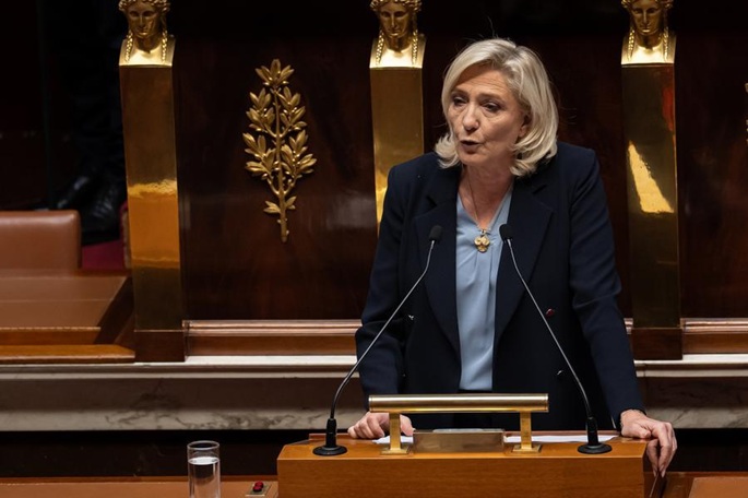 Ranskan RN-puolueen johtaja Le Pen julkistaa presidenttiehdokkuutensa vuodelle 2027 valitustuomion jälkeen. 1