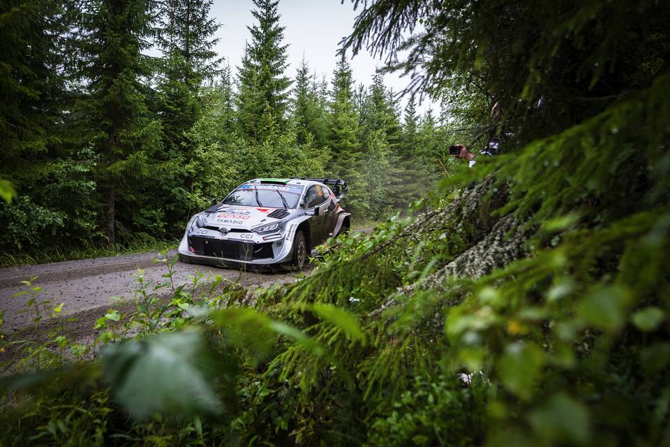 Suomen MM-ralliin valmistautuu Toyota – Pajari erinomaisessa kunnossa kotikilpailussa 1