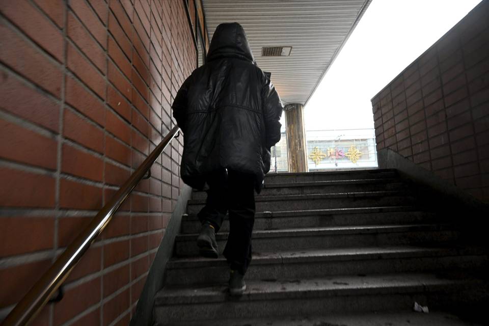 Velkajärjestelyhakemusten määrä noussut korkeimmalle tasolle sitten vuoden 1996. Velkajärjestelyhakemusten määrä noussut korkeimmalle tasolle sitten vuoden 1996. 1