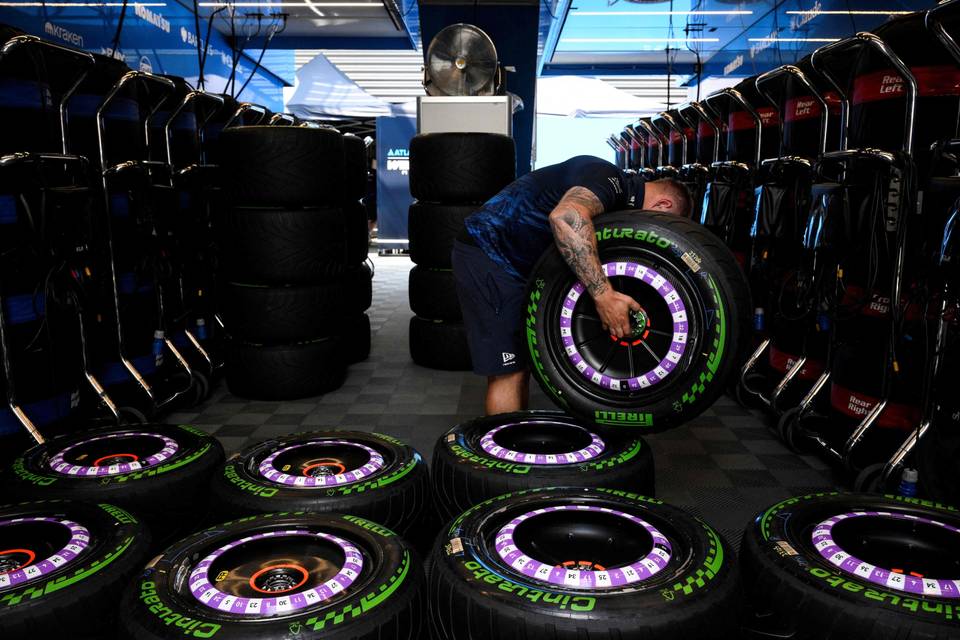 Verstappen johdatti F1-harjoituksia – Bottas tuttuun tapaan sijoilla Verstappen johdatti F1-harjoituksia – Bottas tuttuun tapaan sijoilla 1