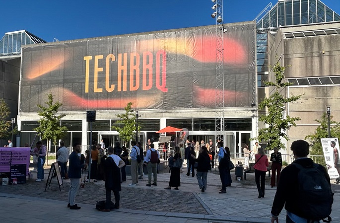 14. TechBBQ käynnistyy Kööpenhaminassa tukemaan startup-yrityksiä ja sijoittajia. 4 14. TechBBQ käynnistyy Kööpenhaminassa tukemaan startup-yrityksiä ja sijoittajia. 3