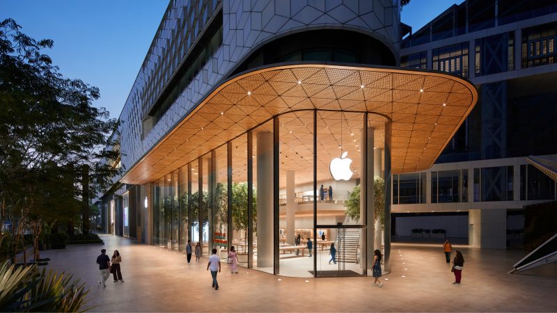 Applen myynti Intiassa ylitti 10 miljardin dollarin vuosittaisen tason. 1 Applen myynti Intiassa ylitti 10 miljardin dollarin vuosittaisen tason.0