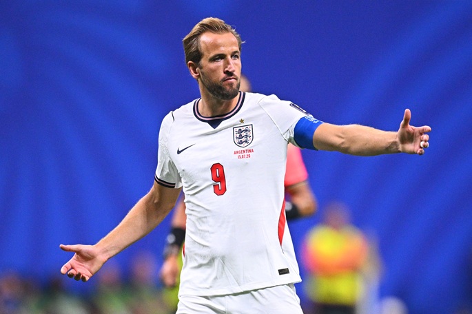 Bayern Münchenin tähti Kane voittaa Euroopan kultakengät Bayern Münchenin tähti Kane voittaa Euroopan kultakengät 1