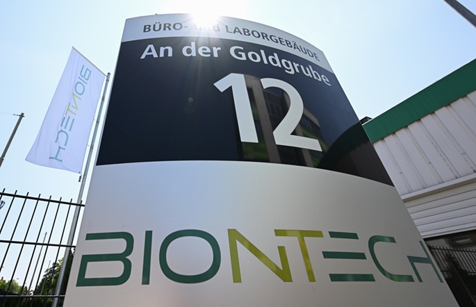 BioNTechin osakekurssi laskussa rokotteiden kysynnän vähentyessä 1