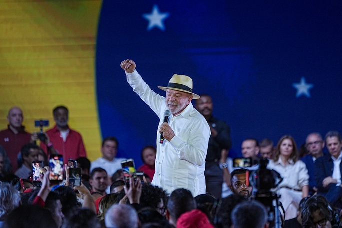 Brasilian presidentti lykkää uuden Yhdysvaltojen suurlähettilään hyväksymistä vaalien jälkeiseen aikaan. 1