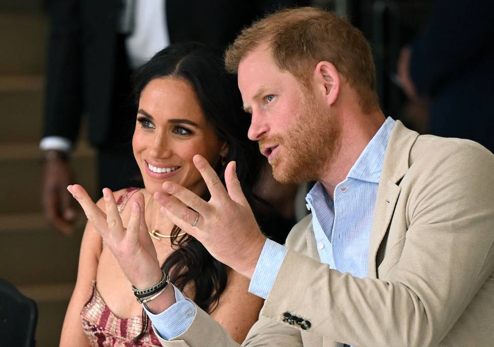 Brittiläiset mediat: Prinssi Harry ja herttuatar Meghan palaavat takaisin Britanniaan Brittiläiset mediat: Prinssi Harry ja herttuatar Meghan palaavat takaisin Britanniaan 1