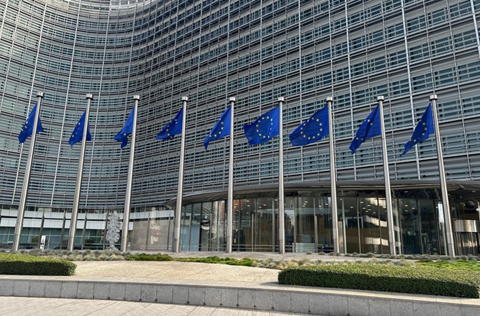EU hyväksyi 6,1 miljardin euron uuden puolustushankinnan Ukrainalle. 1