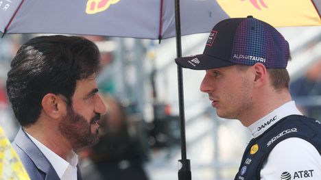 F1: V8-moottorit palaamassa 1