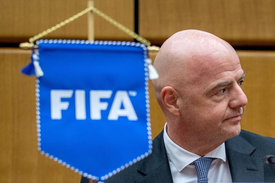 Fifan kriisikokous kohun keskellä 1