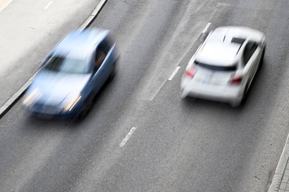 Henkilöautojen ensirekisteröinnit lisääntyneet edellisvuoteen verrattuna. 1
