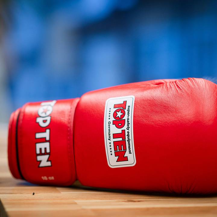 Jere Karalahti kohtaa Imun nyrkkeilyottelussa 3