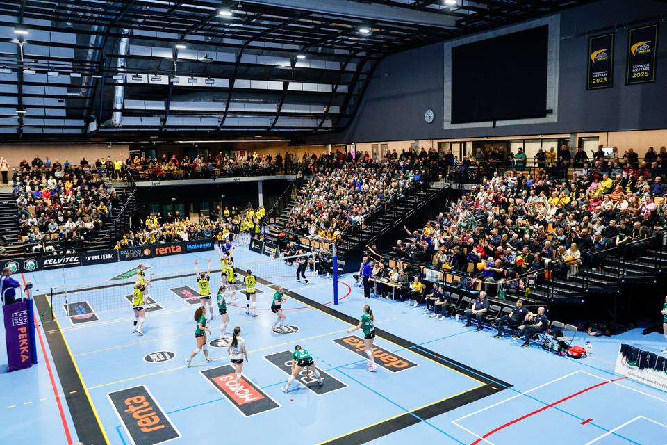 Kansainvälistä huomiota saanut urheilukeskus suljettuna yli viikon ajan Kuopiossa. Kansainvälistä huomiota saanut urheilukeskus suljettuna yli viikon ajan Kuopiossa. 1
