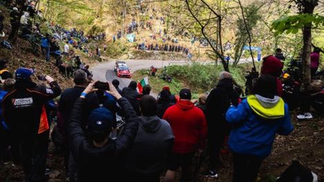 Kroatian MM-rallissa yleisöongelmia jo shakedownissa 2 Kroatian MM-rallissa yleisöongelmia jo shakedownissa 1