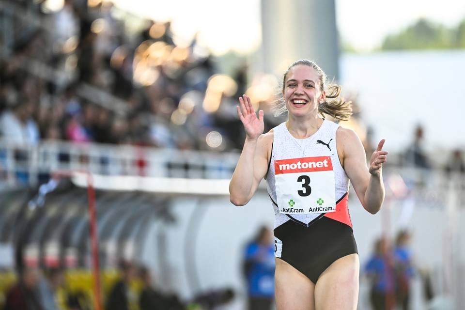 Lotta Kemppinen juoksi satasen nopeammin kuin mikään suomalaisnainen aiemmin, mutta aika ei kelpaa tilastoihin. 1