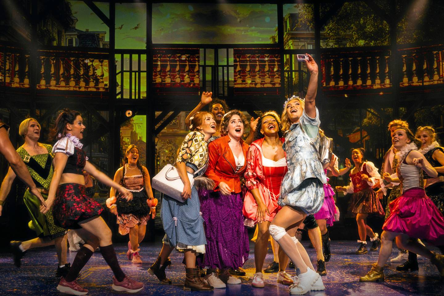 Musikaaliarvio | Shakespeare muokataan Barbie-teemalla Helsingin kaupunginteatterissa Musikaaliarvio | Shakespeare muokataan Barbie-teemalla Helsingin kaupunginteatterissa 1