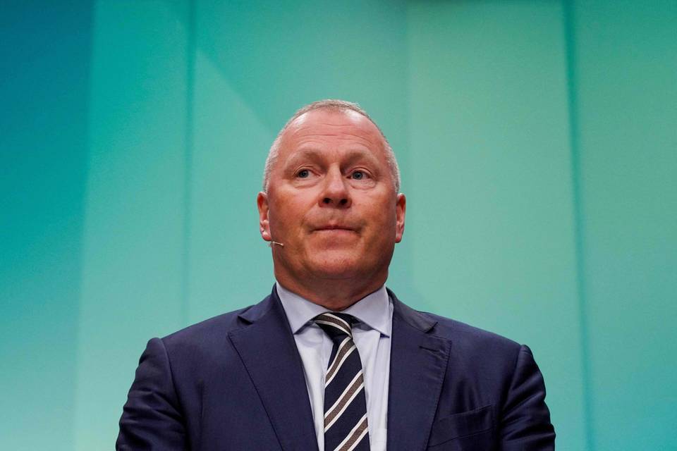 Norjan öljyrahaston toimitusjohtaja varoittaa, että tekoälyyhtiöiden arvosta voi kadota 80 prosenttia. 1