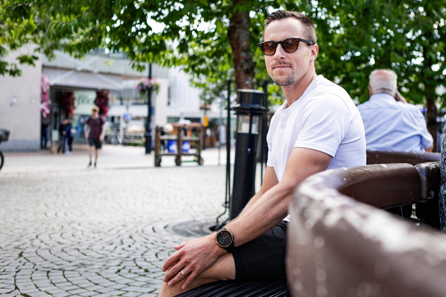 Nuoren Jesper Piitulaisen elämässä päihteet olivat keskiössä – sitten tapahtui merkittävä muutos. Nuoren Jesper Piitulaisen elämässä päihteet olivat keskiössä – sitten tapahtui merkittävä muutos. 1