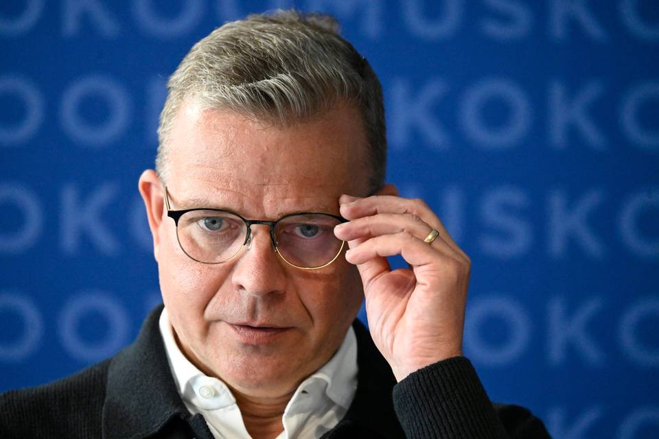 Orpo kiistää olleensa "esteellinen millään perusteella" Valmet Automotiven pelastusoperaatiossa Orpo kiistää olleensa esteellinen millään perusteella Valmet Automotiven pelastusoperaatiossa 1