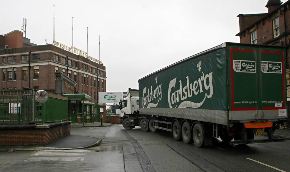 Panimo-yritys Carlsberg päivittää tulosennusteensa kuluvaksi vuodeksi, syynä alkoholittomien juomien myynnin kasvu. 1