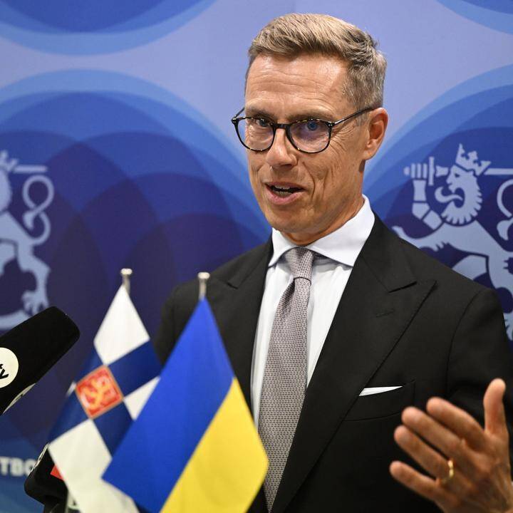 Presidentti Stubb keskustelee suurlähettiläiden kanssa Ukrainassa – seuraa lähetystä kello 13.30. 2