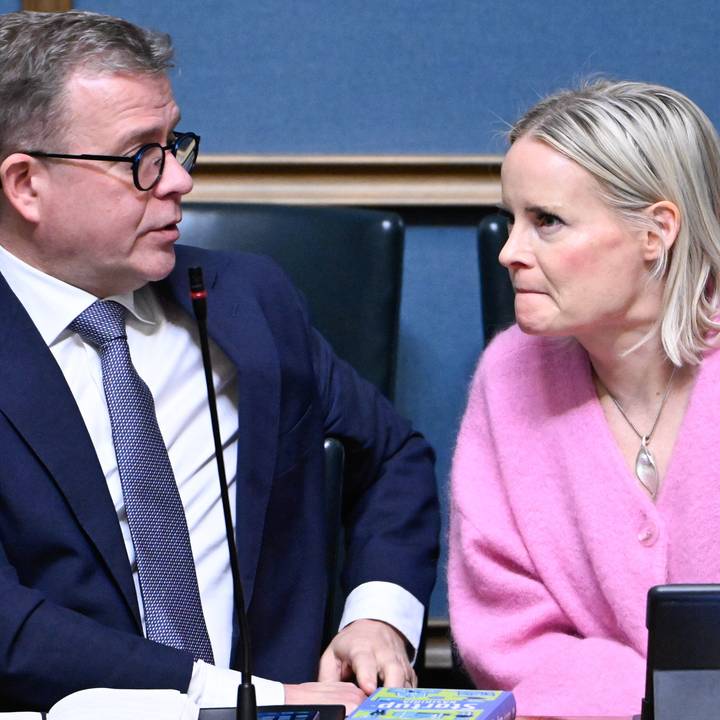 Presidentti Stubb keskustelee suurlähettiläiden kanssa Ukrainassa – seuraa lähetystä kello 13.30. 4