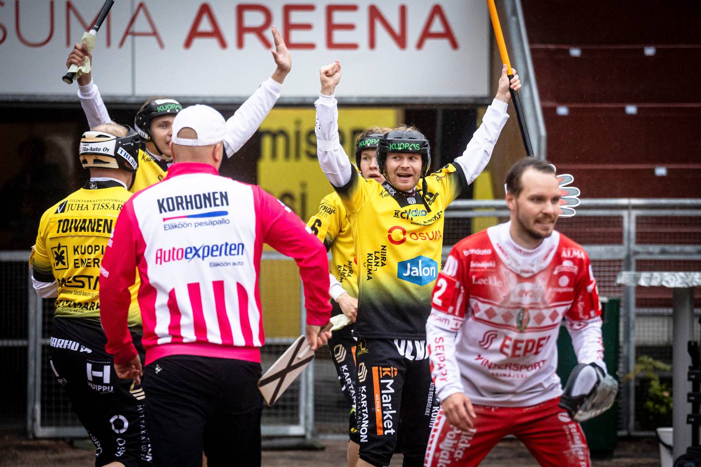 PuPe voitti Maila-Jussit erittäin viileissä olosuhteissa Puijon stadionilla. PuPe voitti Maila-Jussit erittäin viileissä olosuhteissa Puijon stadionilla. 1