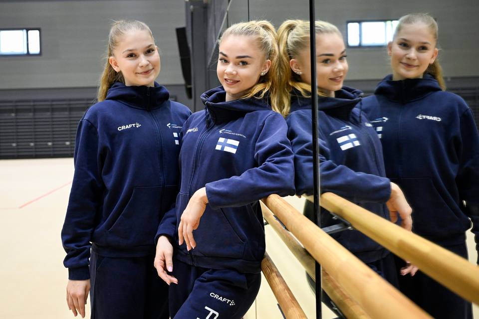 Rytmisen voimistelun MM-finaalipaikat eivät toteutuneet suomalaisille. Rytmisen voimistelun MM-finaalipaikat eivät toteutuneet suomalaisille. 1