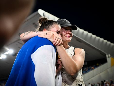 Silja Kosonen toi suhteensa julki EM-kullan jälkeen – tällainen urheilija on Senni Viren 1