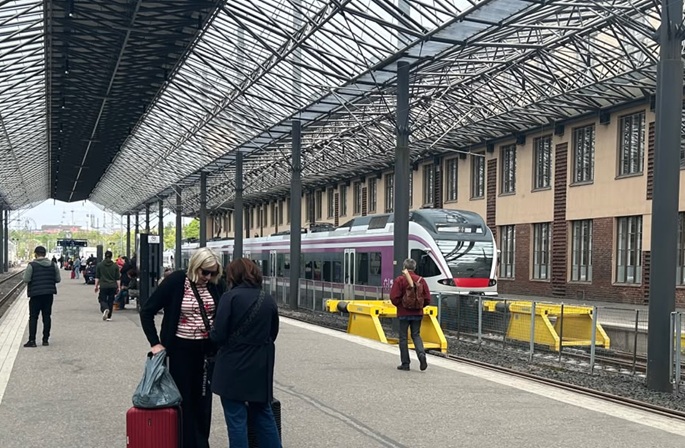 Suomalaiset tekevät vähemmän kotimaan vapaa-ajan matkoja kesäkuussa. 1