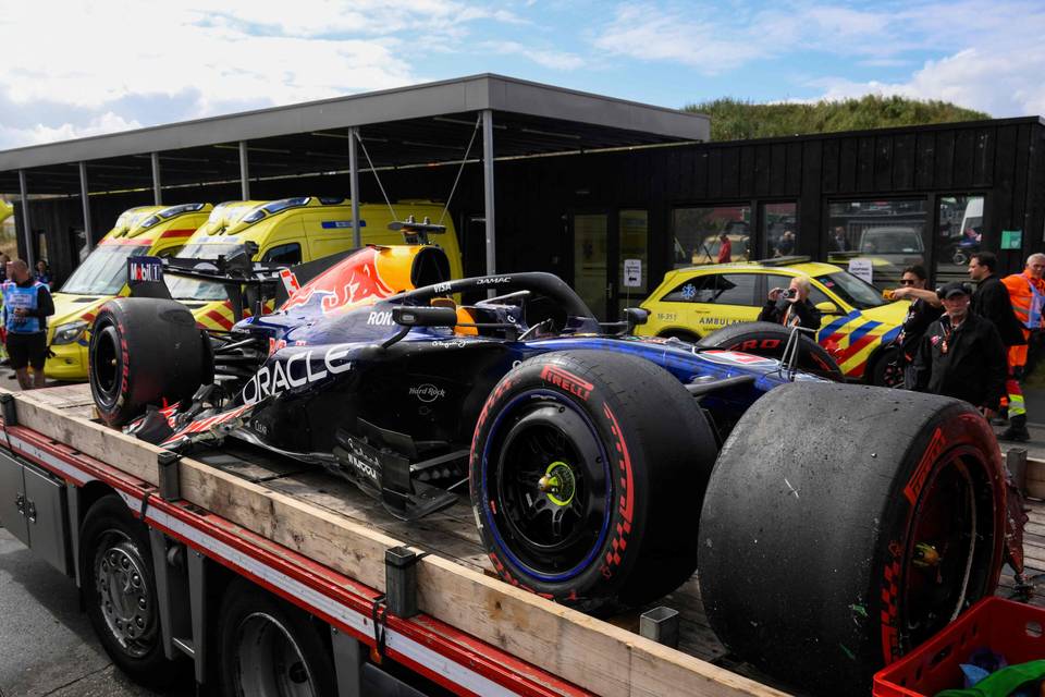 Verstappenin onnettomuus lisäsi jännitystä Zandvoortin F1-lopetustapahtumaan 1