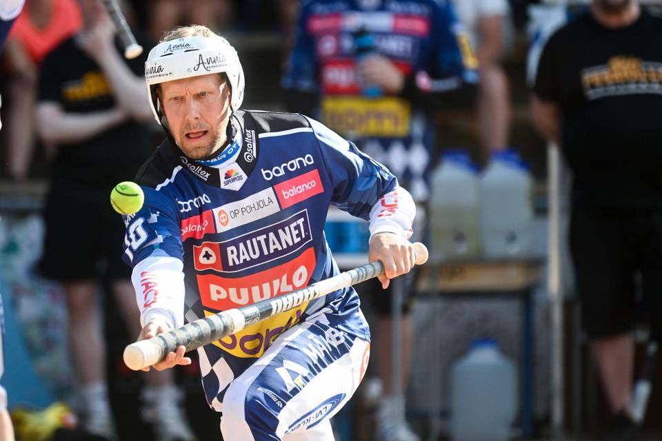 Vimpelin Veto Superpesiksen runkosarjan selkeä voittaja Vimpelin Veto Superpesiksen runkosarjan selkeä voittaja 1
